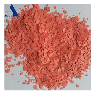Des tranches de roche composites, des flocons de sol époxy de différentes tailles et couleurs pour la peinture