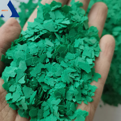 Des tranches de roche composites, des flocons de sol époxy de différentes tailles et couleurs pour la peinture
