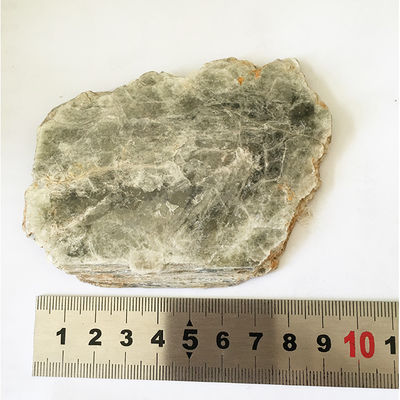 Formation irrégulière de la feuille de mica de moscovite de transport avec une teneur optimale en MgO de 0,3-5,4%