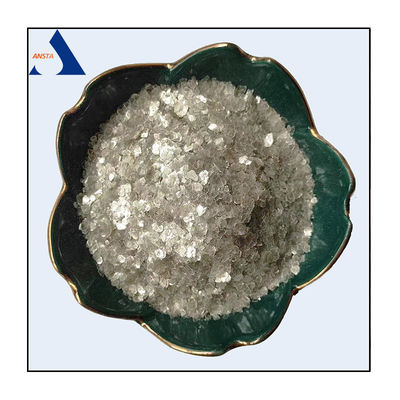 Des flocons de mica de moscovite sont disponibles en poudre de mica de moscovite, de différentes tailles et de différentes qualités.